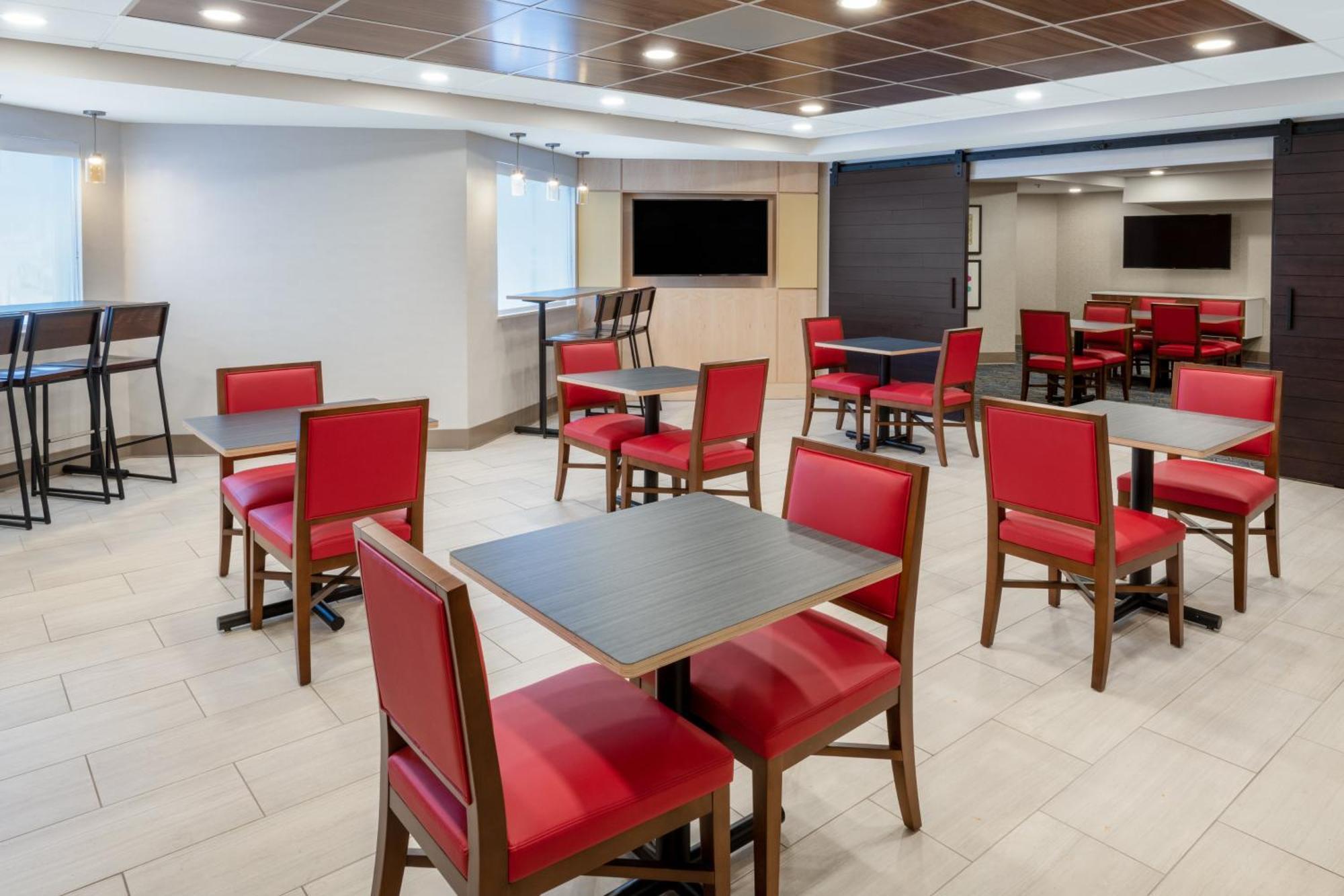 Holiday Inn Express & Suites Colorado Springs-Airport By Ihg Kültér fotó