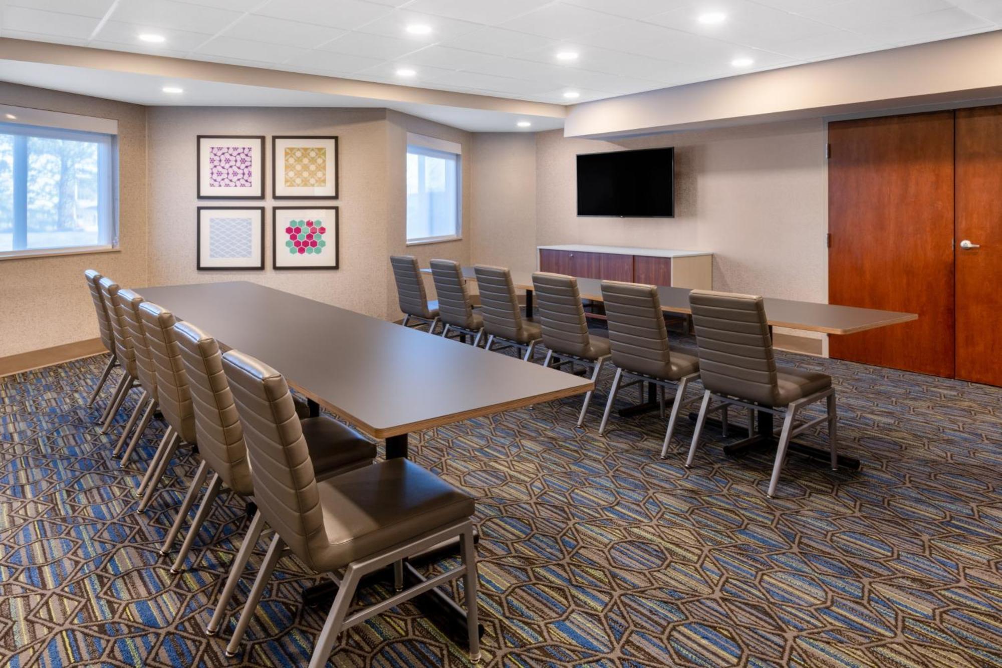 Holiday Inn Express & Suites Colorado Springs-Airport By Ihg Kültér fotó