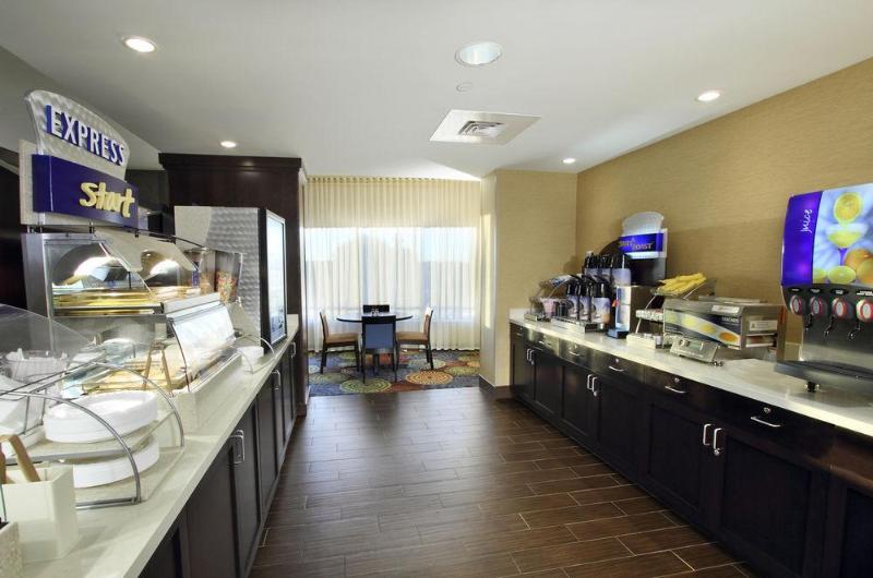 Holiday Inn Express & Suites Colorado Springs-Airport By Ihg Kültér fotó