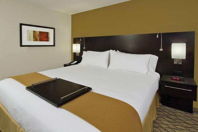 Holiday Inn Express & Suites Colorado Springs-Airport By Ihg Kültér fotó